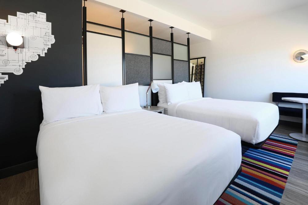 Aloft, Guest room, 2 Queen interior